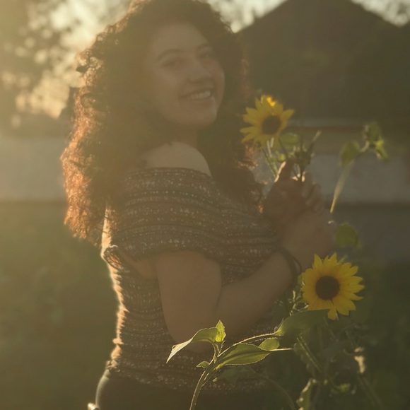 Off the Shoulder Top - Picture 1 of 4